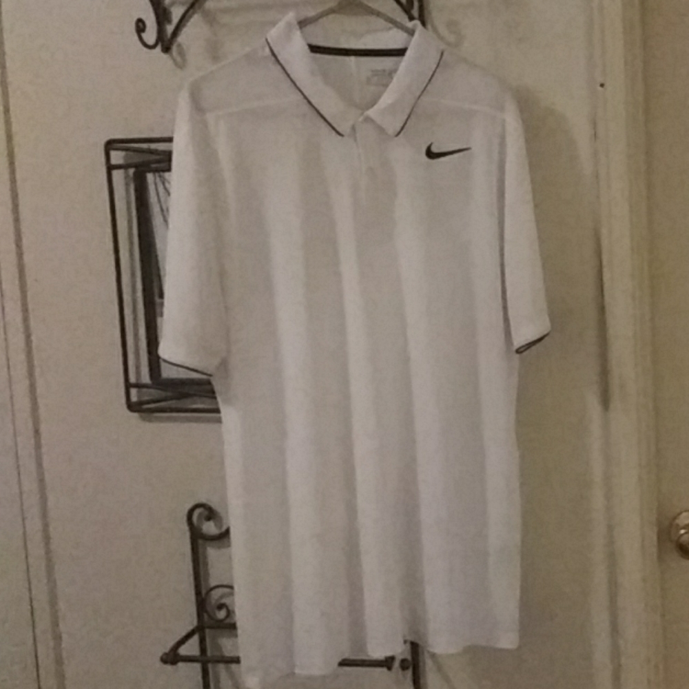 Men's Nike Golf Standard Fit Dri Fit Shirt - Picture 2 of 6